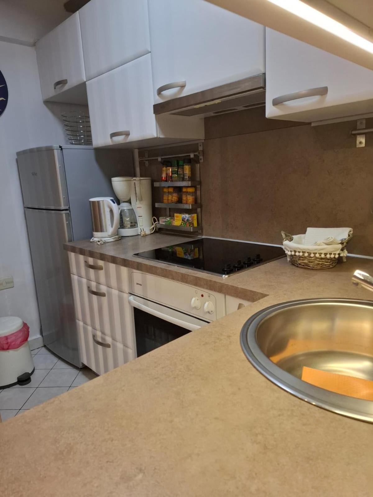 Piran Nono Apartment ภายนอก รูปภาพ